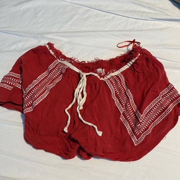 Red carnival shorts - Picture 1 of 1